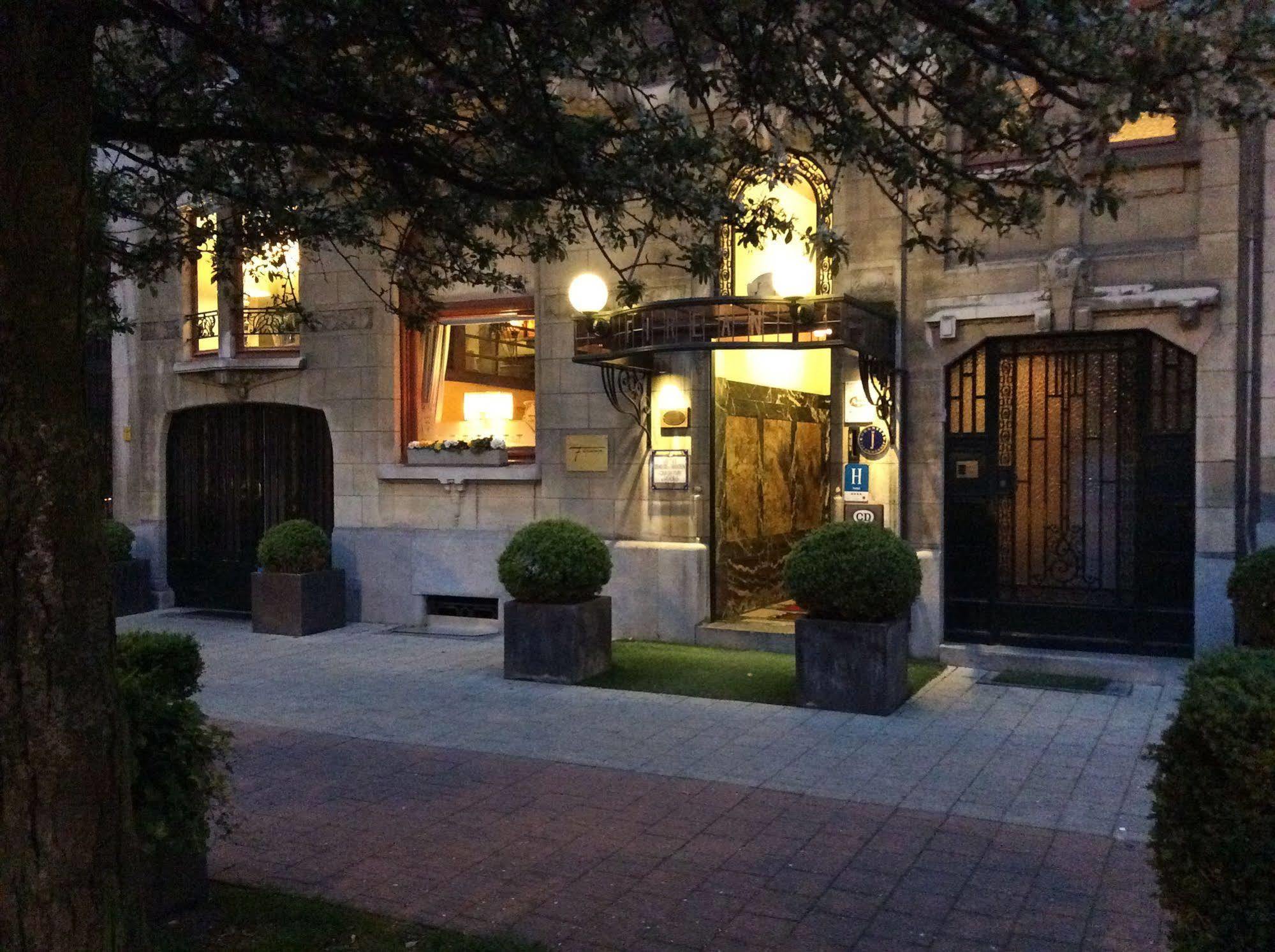 Hotel Firean Antwerpen Ngoại thất bức ảnh