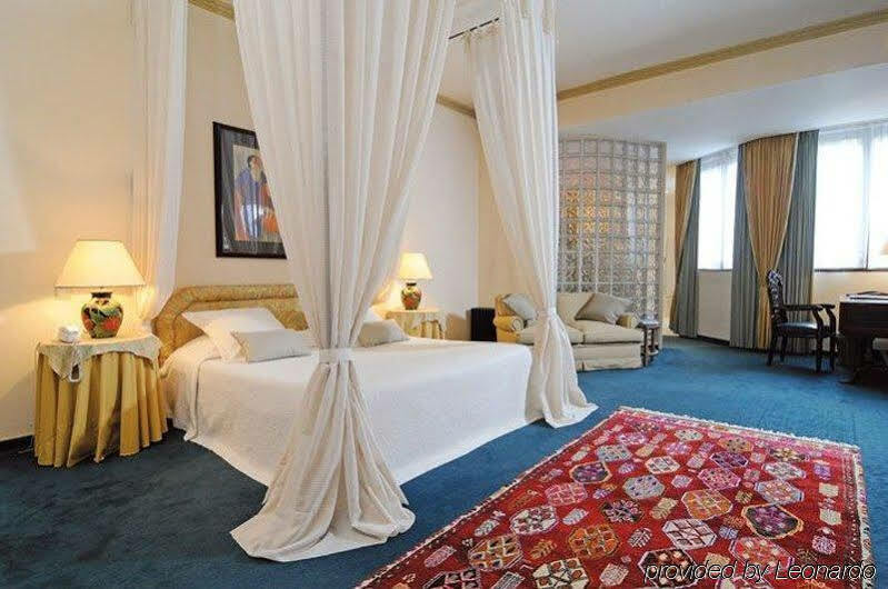 Hotel Firean Antwerpen Ngoại thất bức ảnh